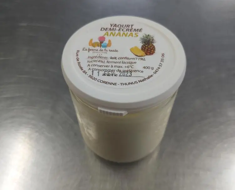 Yaourt aux fruits - 400gr Pot en verre - La Ferme de la rosée - Corenne 